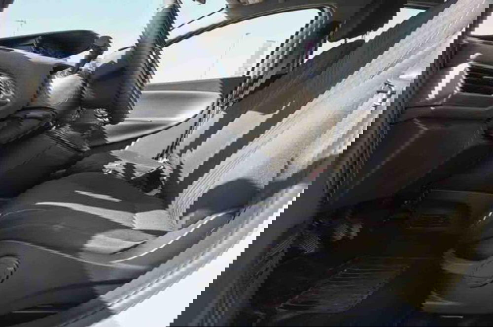 Lancia Ypsilon usata a Torino (13)