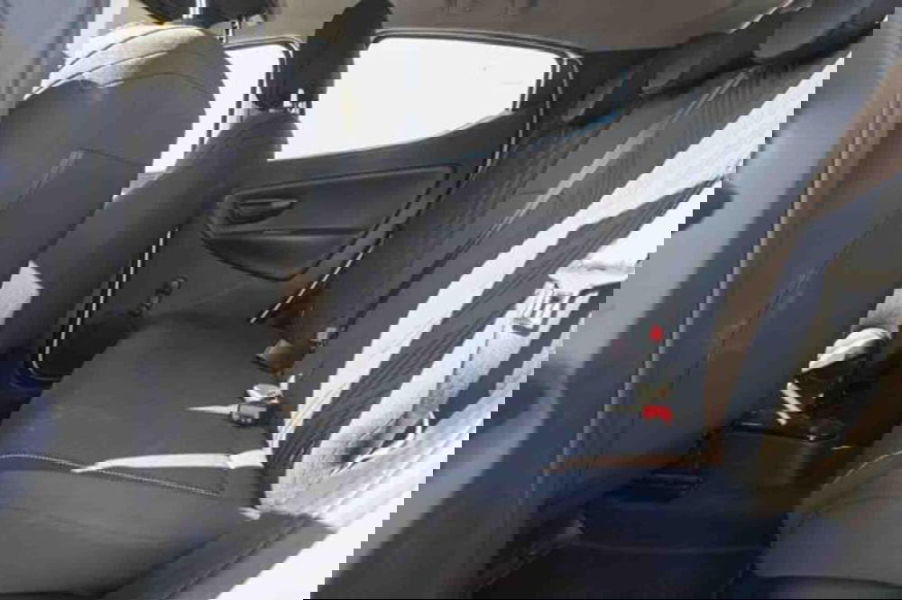 Lancia Ypsilon usata a Torino (15)