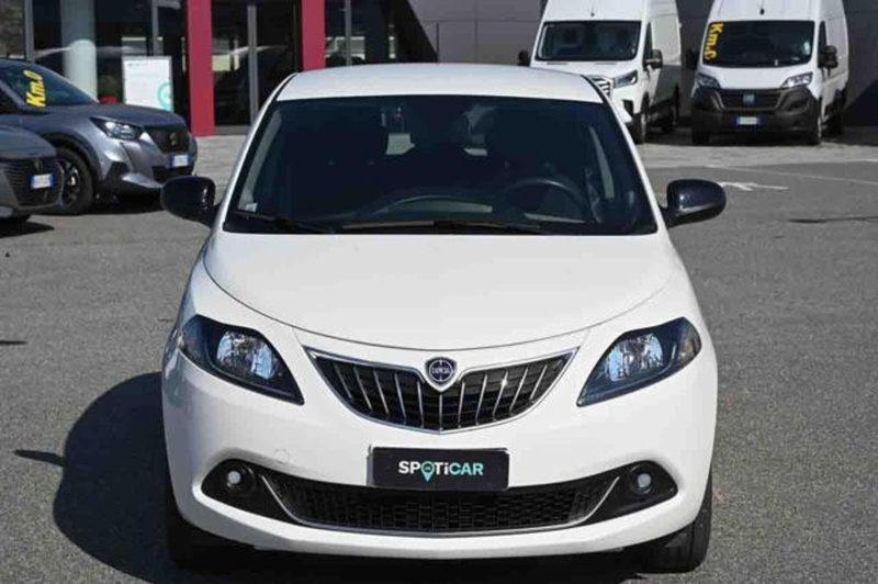 Lancia Ypsilon usata a Torino (2)