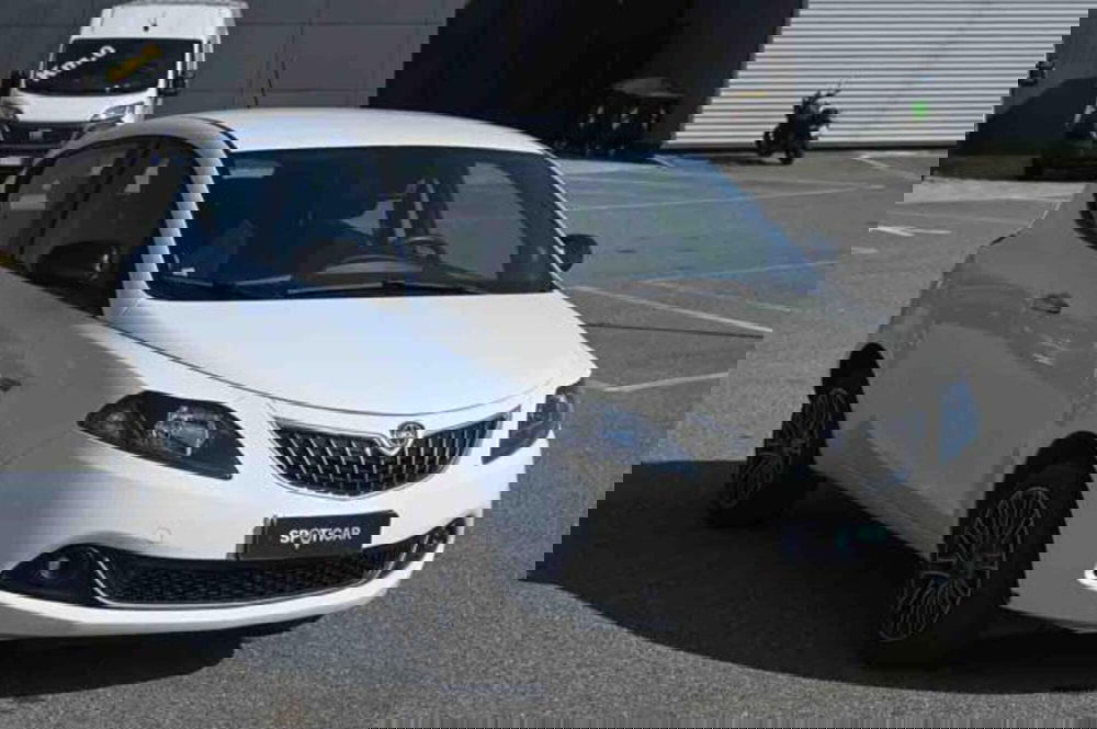 Lancia Ypsilon usata a Torino (3)