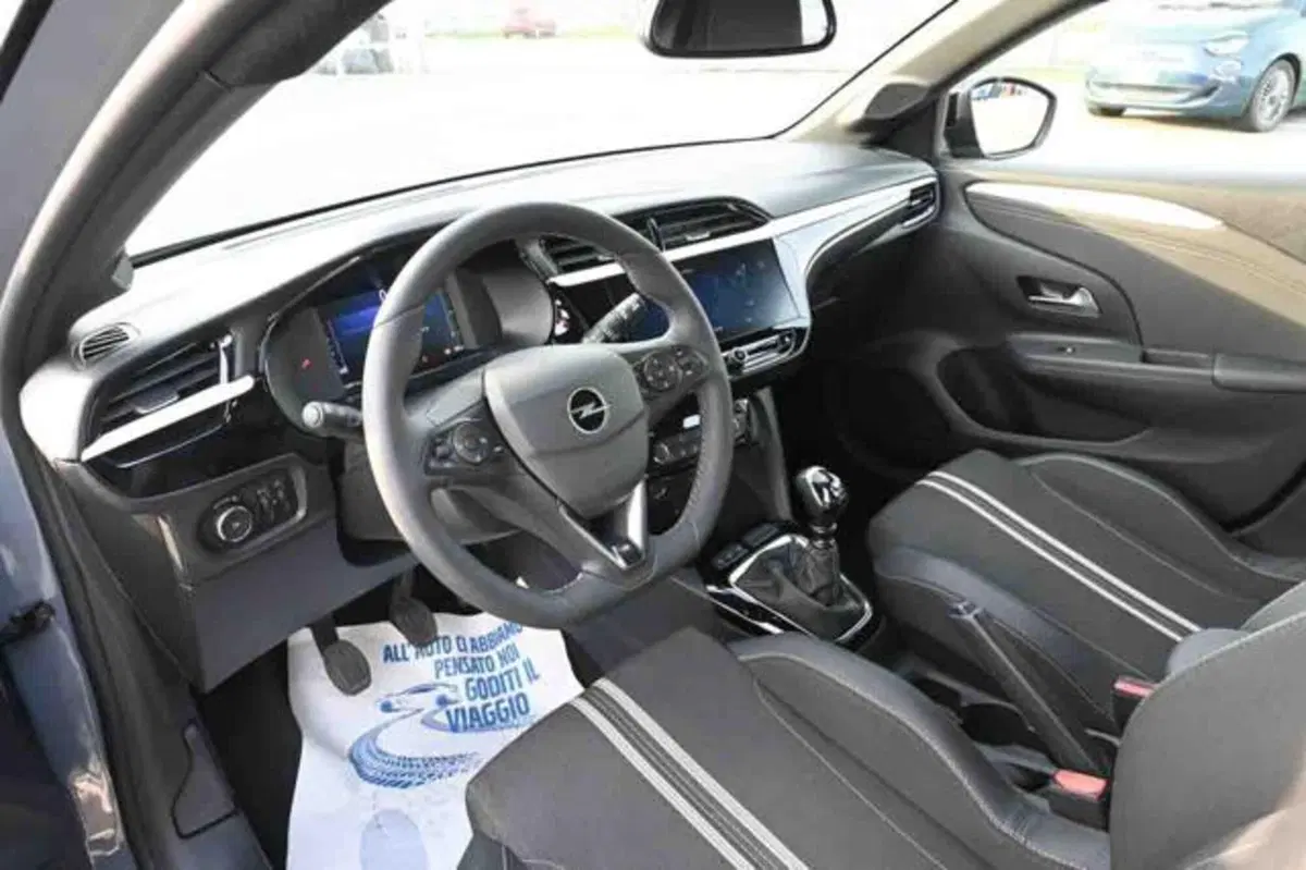 Opel Corsa usata a Torino (12)
