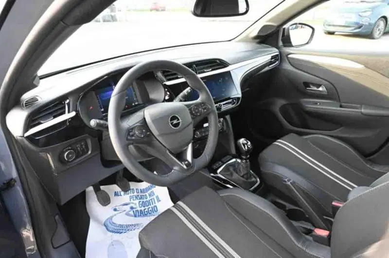 Opel Corsa usata a Torino (12)