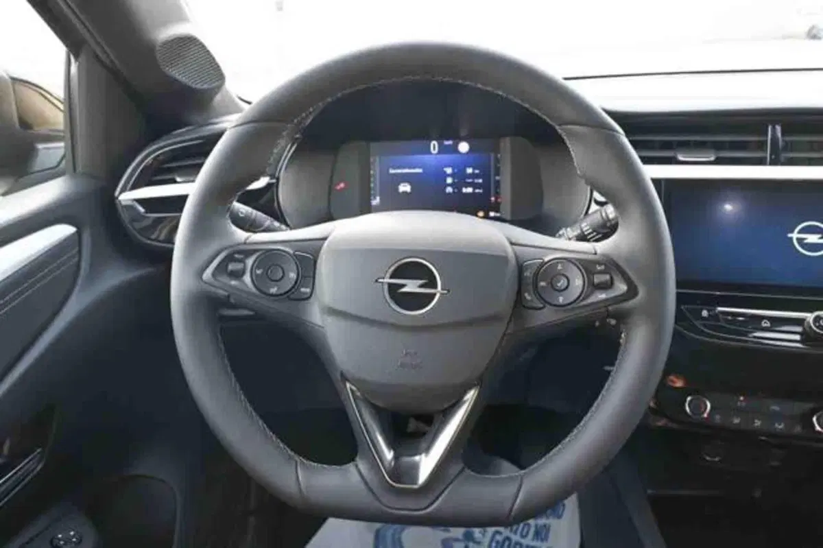 Opel Corsa usata a Torino (16)