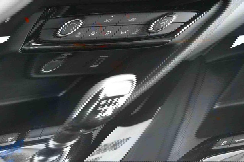 Opel Corsa usata a Torino (19)