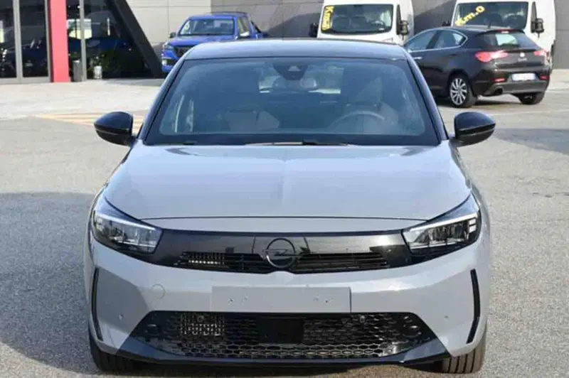 Opel Corsa usata a Torino (2)