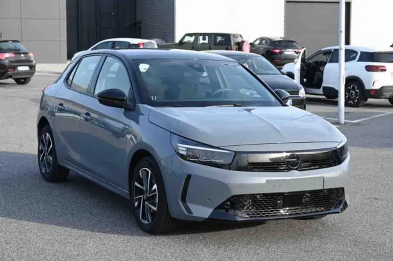 Opel Corsa usata a Torino (3)