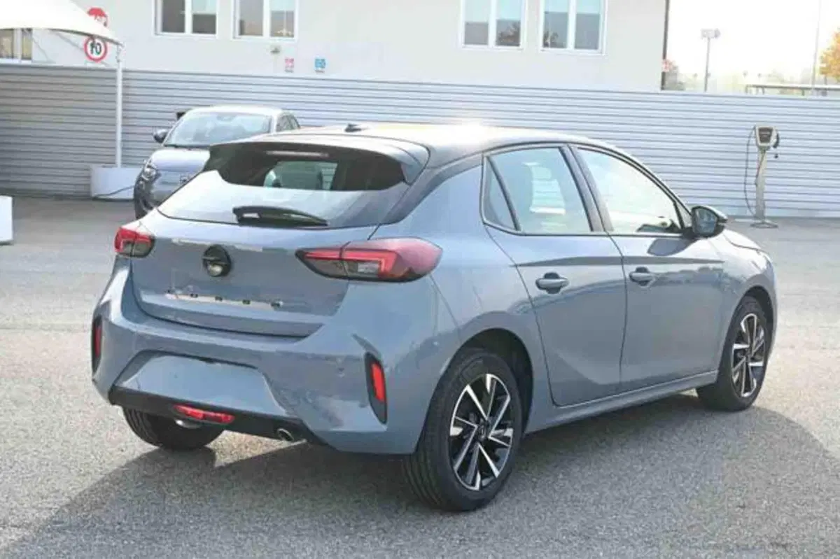 Opel Corsa usata a Torino (5)