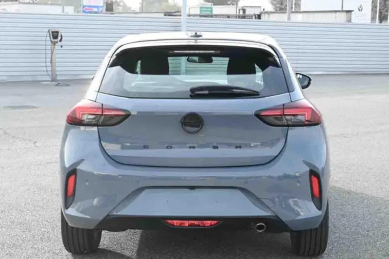 Opel Corsa usata a Torino (6)