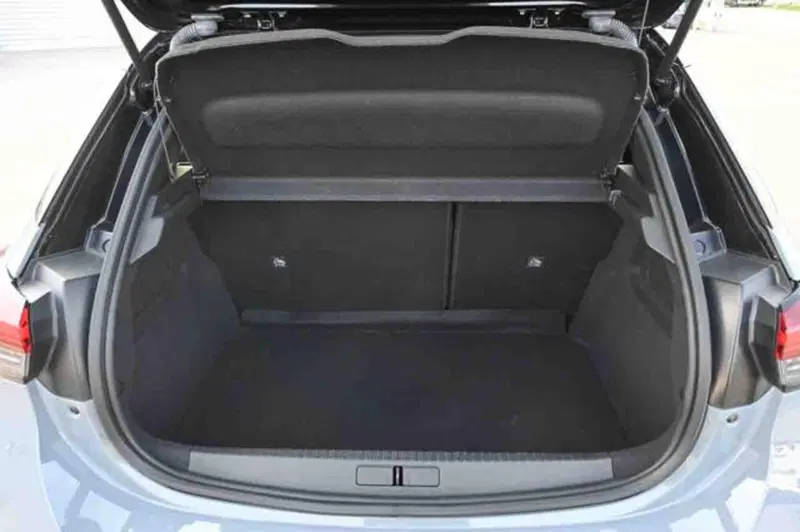 Opel Corsa usata a Torino (9)