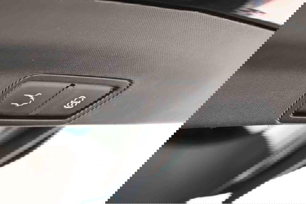 Alfa Romeo Stelvio usata a Torino (10)