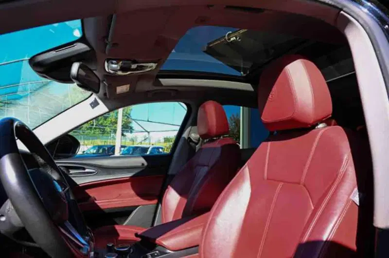 Alfa Romeo Stelvio usata a Torino (15)