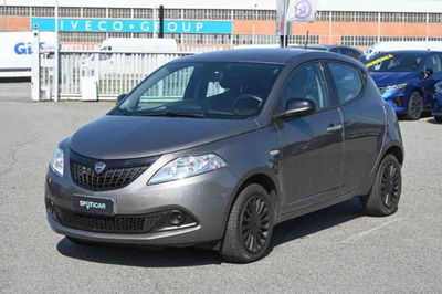 Lancia Ypsilon 1.0 FireFly 5 porte S&amp;S Hybrid Silver Plus del 2023 usata a Pianezza