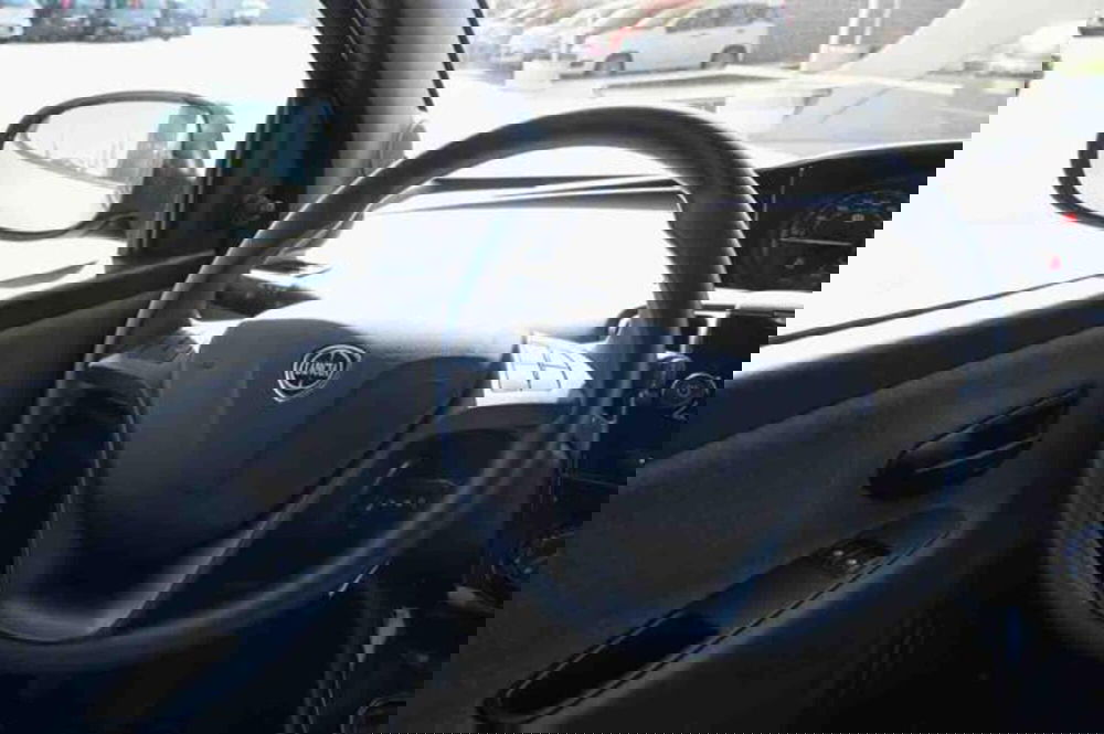 Lancia Ypsilon usata a Torino (20)