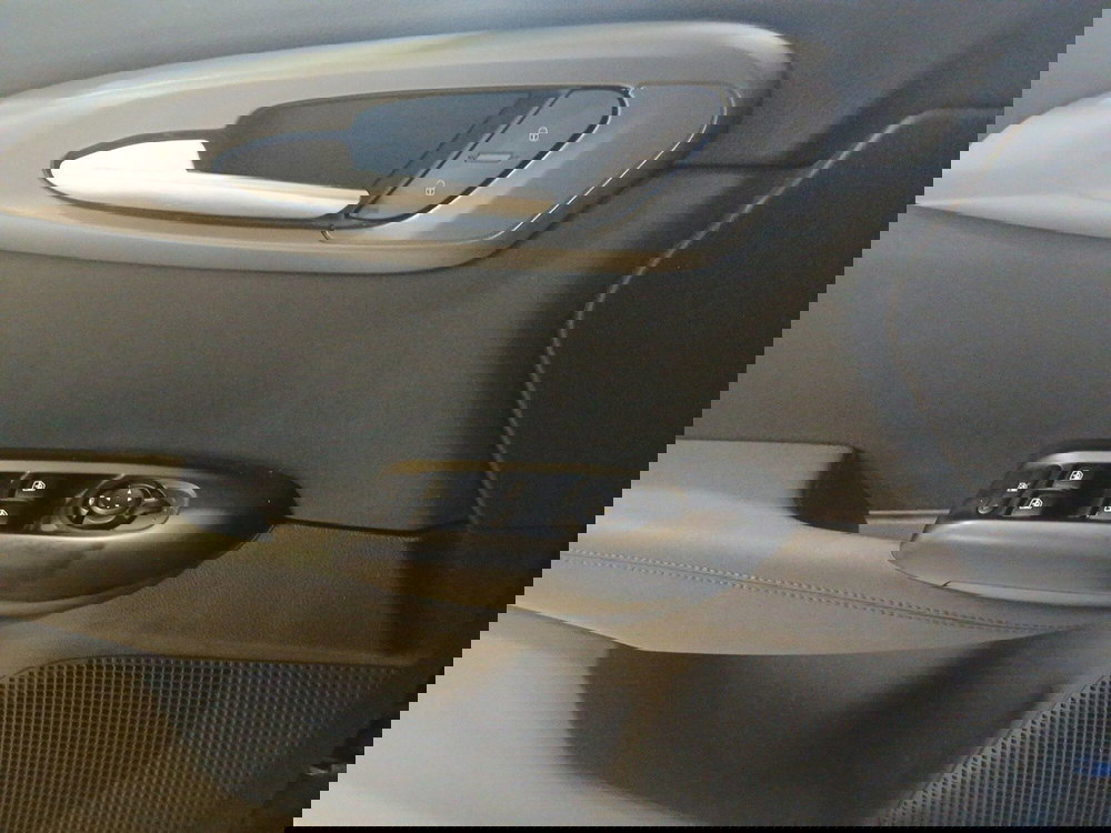 Alfa Romeo Tonale usata a Lecce (18)