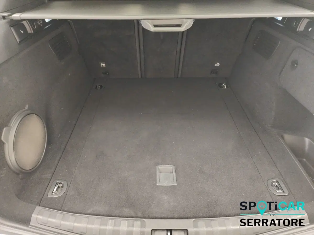 Alfa Romeo Stelvio usata a Como (19)