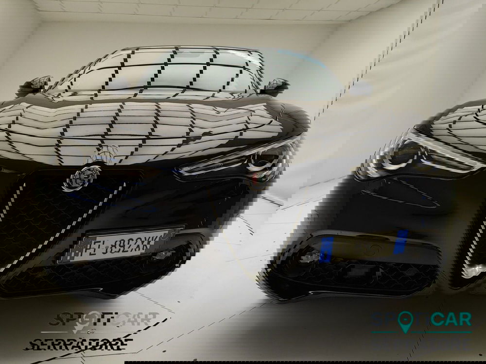 Alfa Romeo Stelvio usata a Como (2)