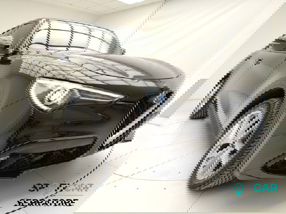 Alfa Romeo Stelvio usata a Como (3)