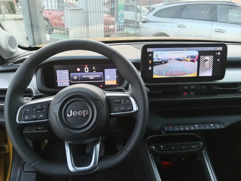 Jeep Avenger usata a Alessandria (17)