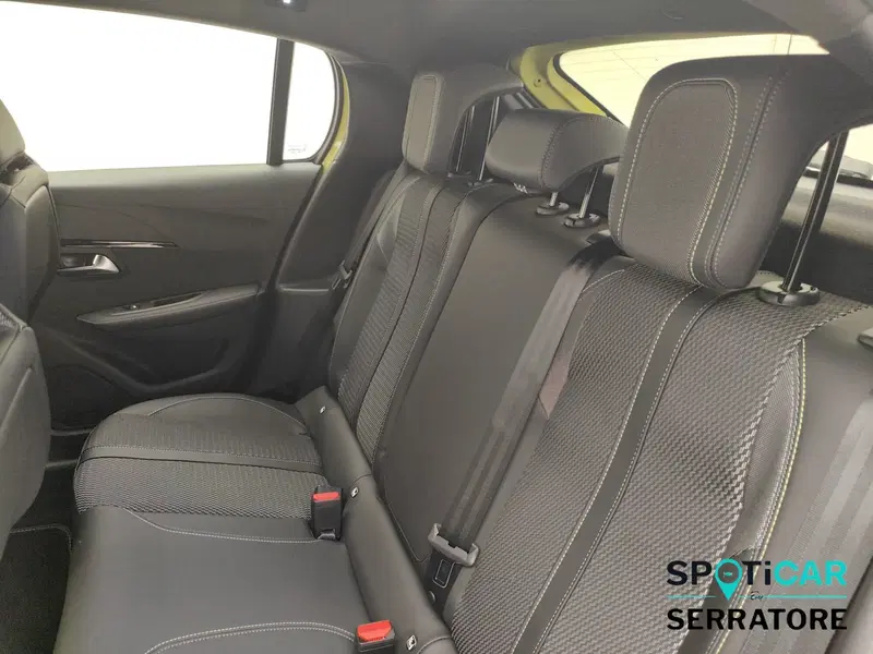 Peugeot 208 usata a Como (13)