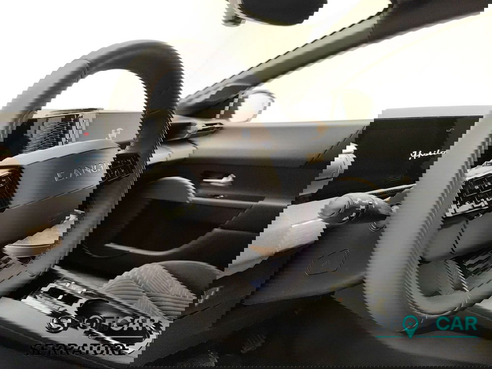 Lancia Ypsilon usata a Como (9)