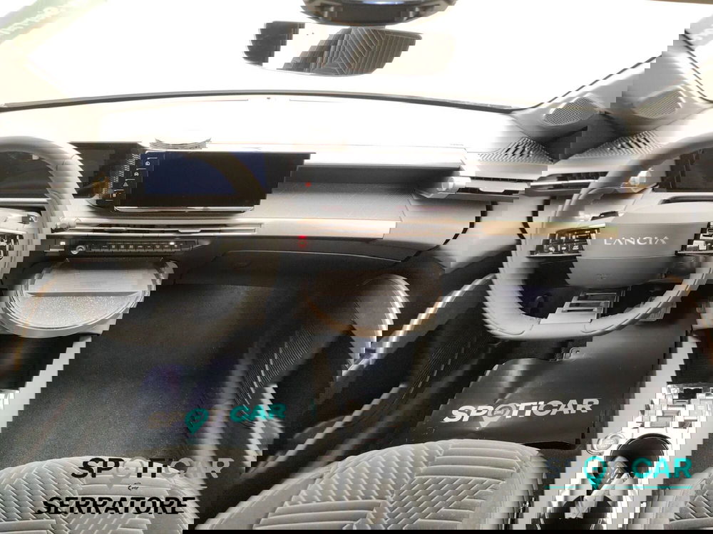 Lancia Ypsilon usata a Como (7)