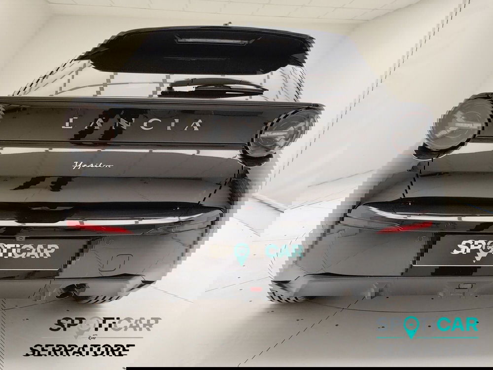 Lancia Ypsilon usata a Como (5)