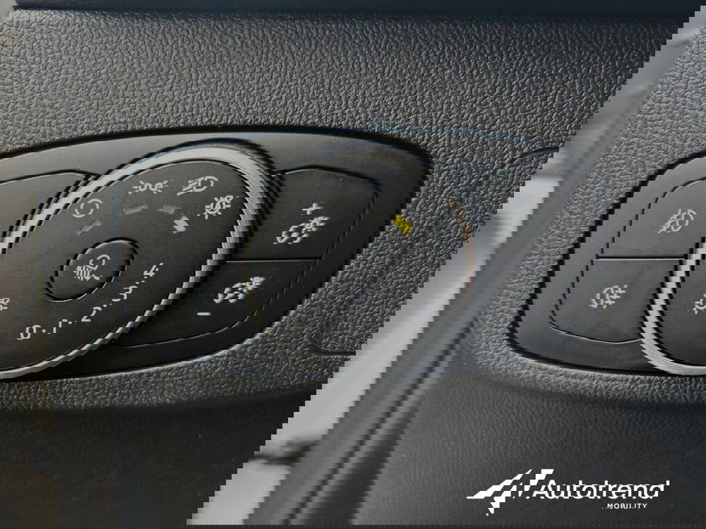 Ford Focus Station Wagon usata a Bari (13)