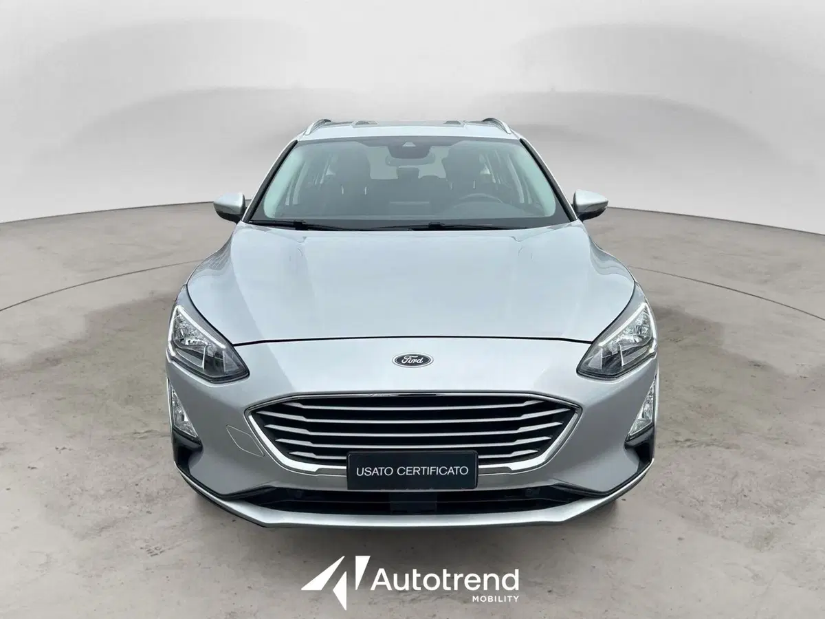 Ford Focus Station Wagon usata a Bari (3)