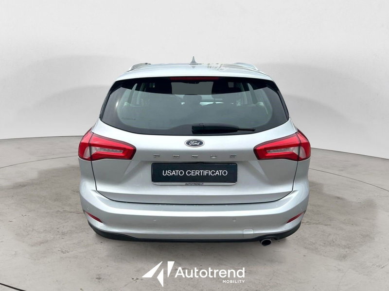 Ford Focus Station Wagon usata a Bari (4)