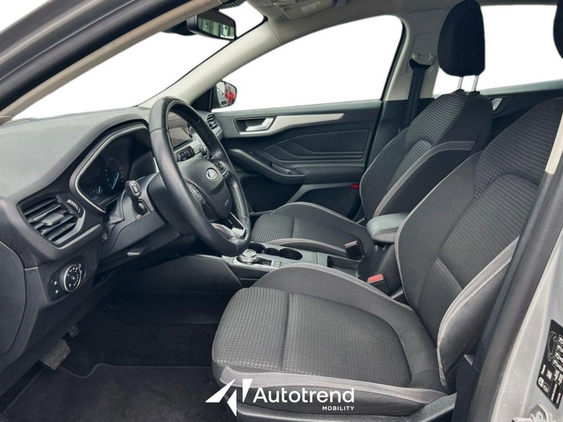 Ford Focus Station Wagon usata a Bari (5)