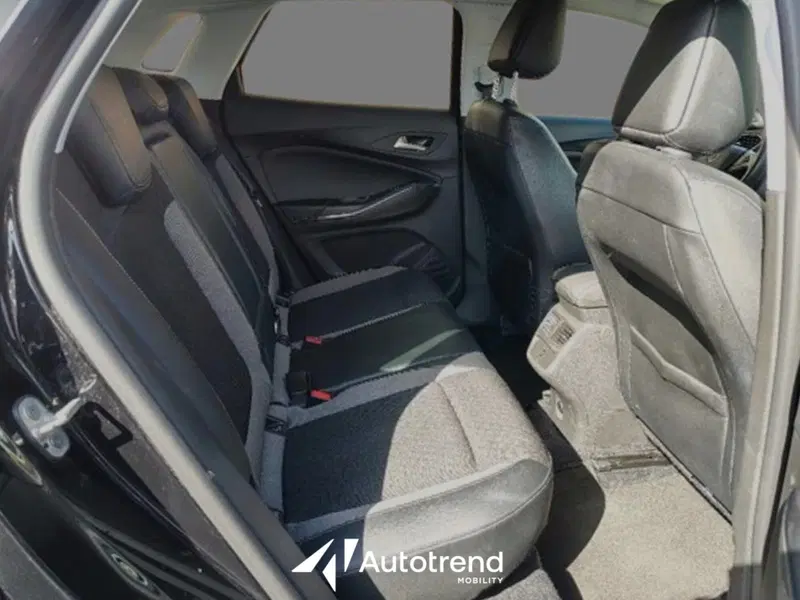 Opel Grandland X usata a Bari (12)