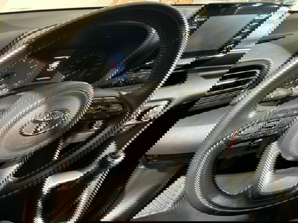 Toyota Yaris usata a Lecco (15)