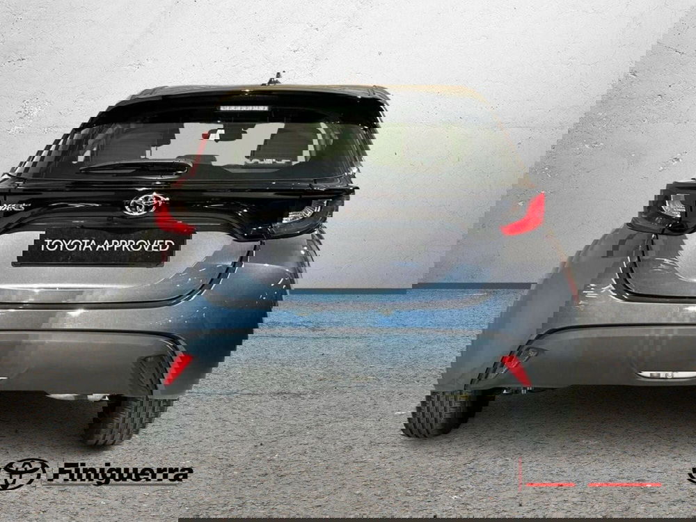 Toyota Yaris usata a Lecco (4)