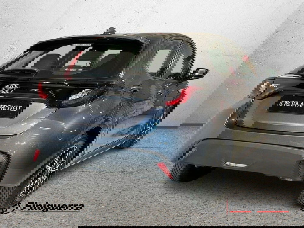 Toyota Yaris usata a Lecco (5)