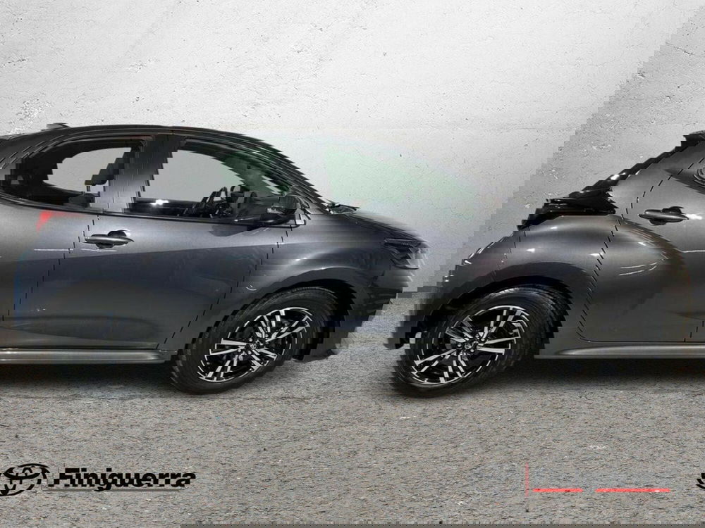 Toyota Yaris usata a Lecco (6)