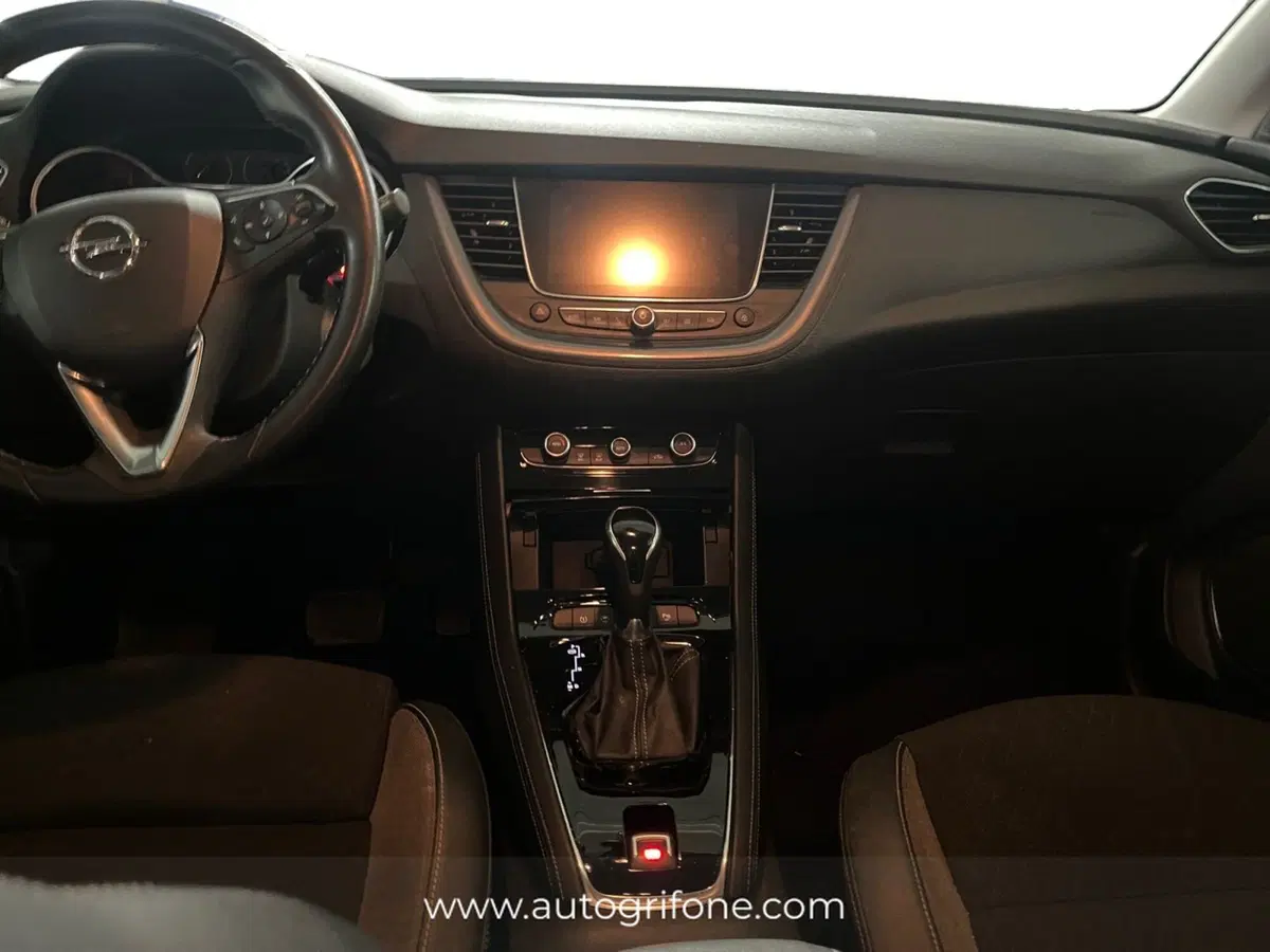 Opel Grandland X usata a Modena (11)