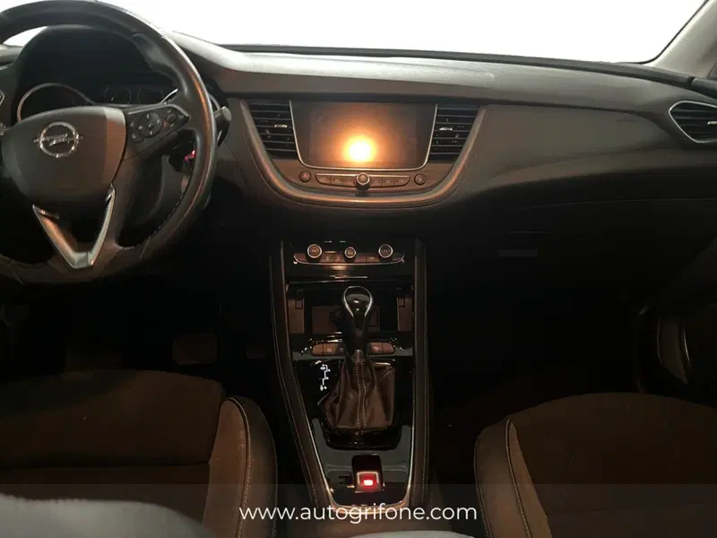Opel Grandland X usata a Modena (11)