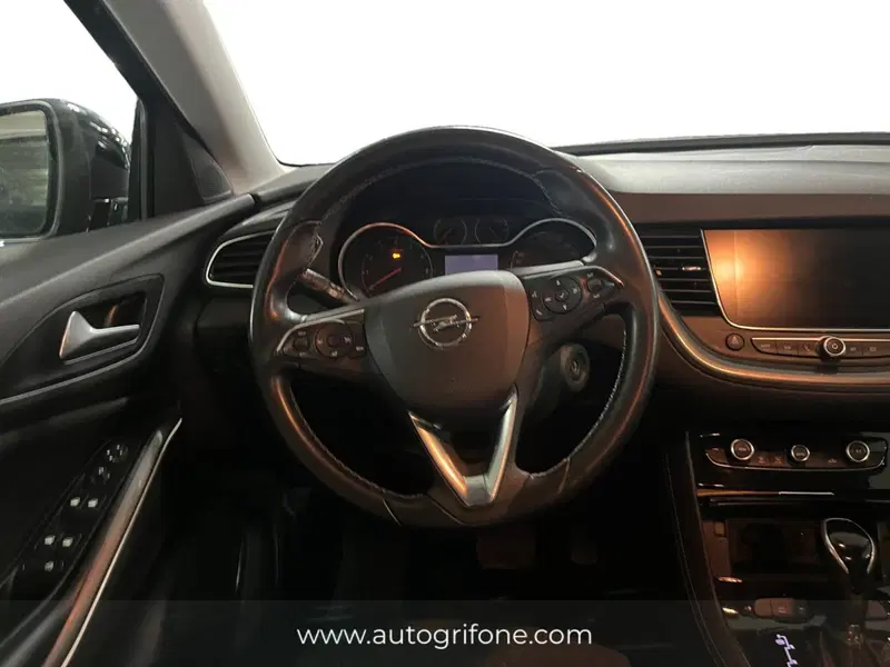 Opel Grandland X usata a Modena (12)