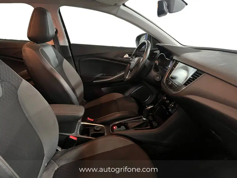 Opel Grandland X usata a Modena (15)