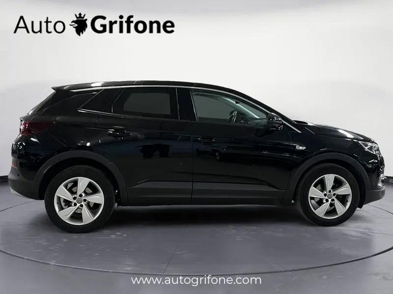 Opel Grandland X usata a Modena (6)