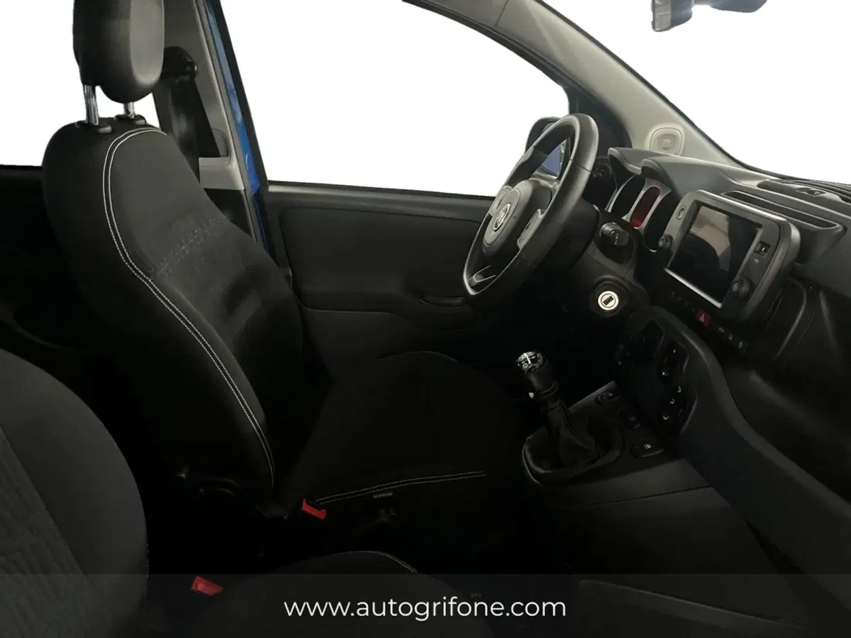 Fiat Panda Cross usata a Modena (15)