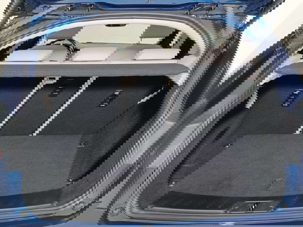 Jaguar E-Pace usata a Torino (12)