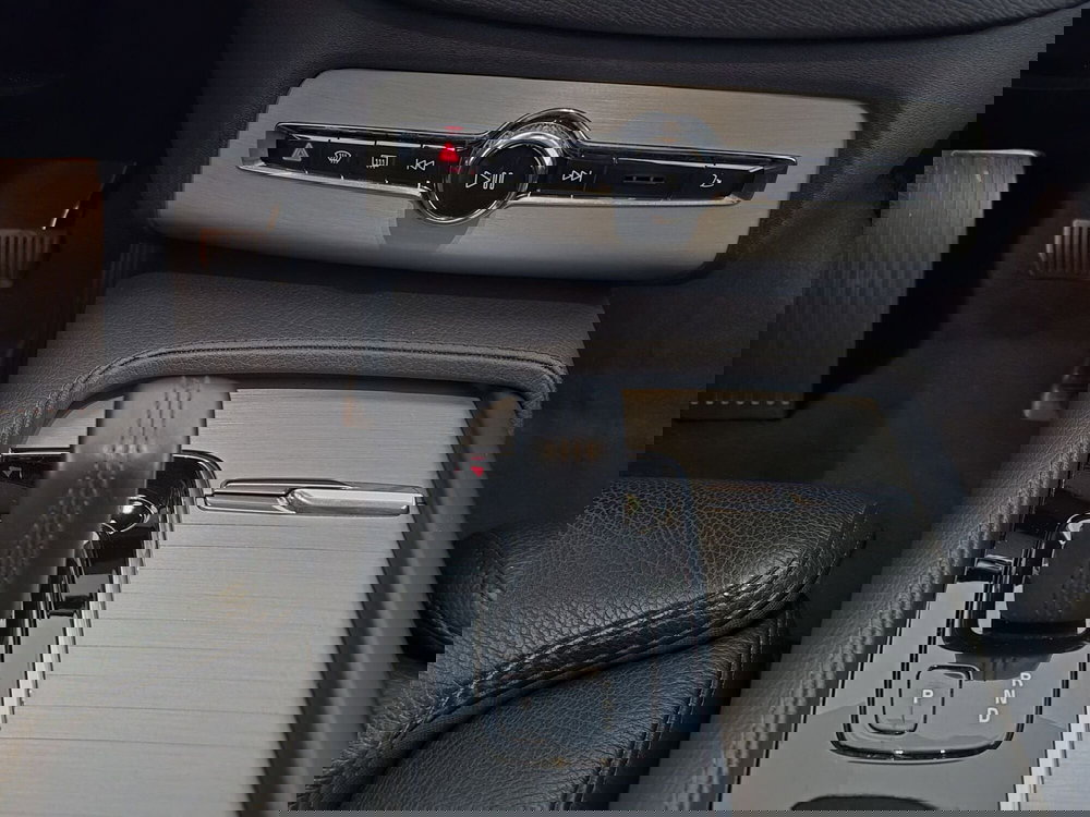 Volvo XC90 usata a Torino (9)