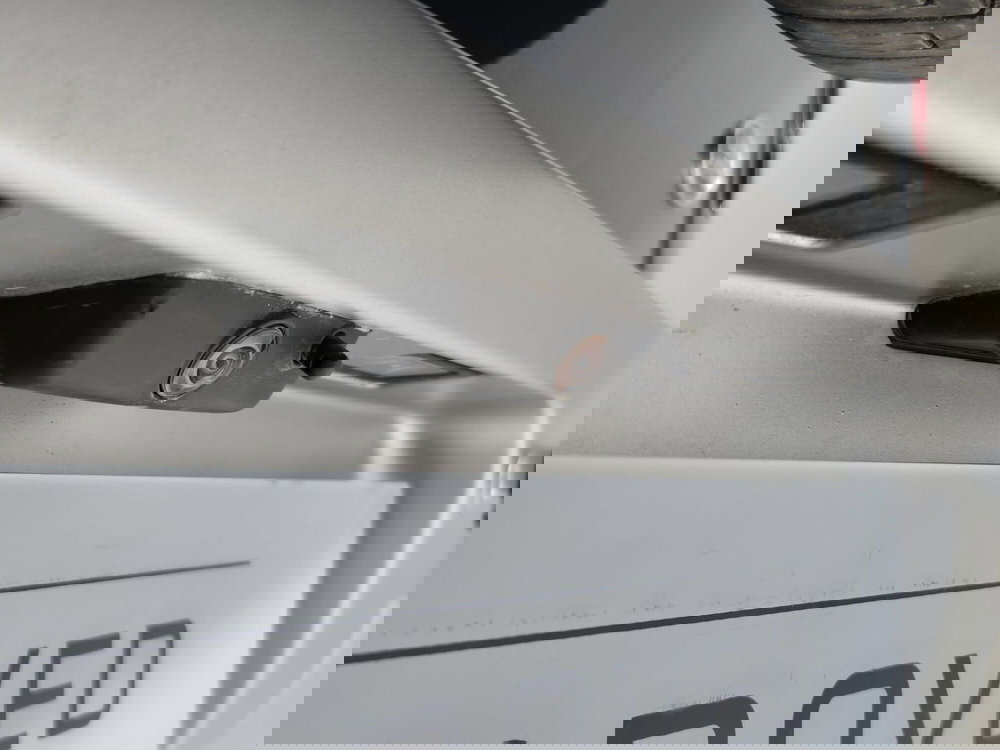 Land Rover Defender usata a Torino (19)