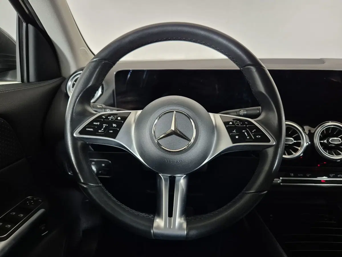Mercedes-Benz GLA SUV usata a Torino (17)