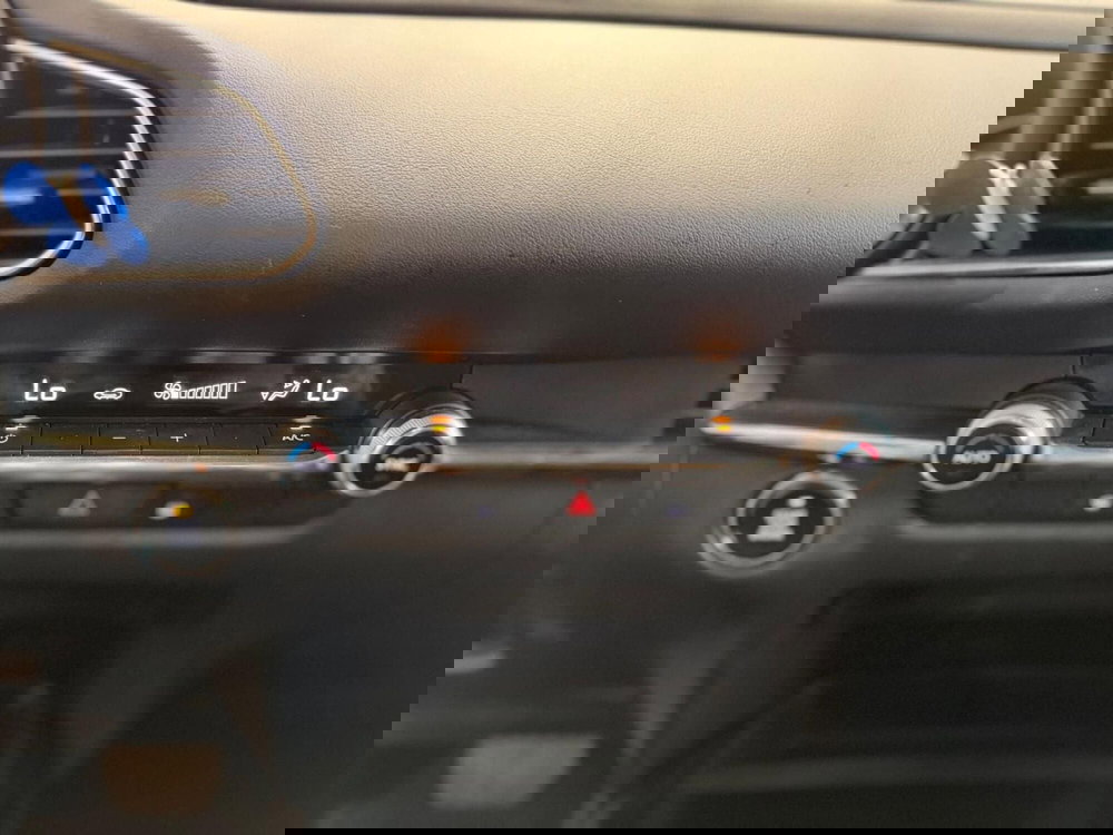 Mazda CX-30 usata a Napoli (17)