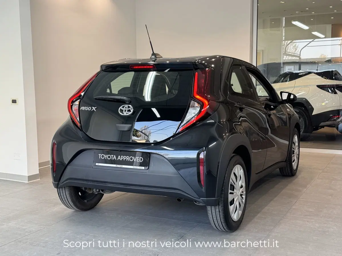 Toyota Aygo X usata a Brescia (6)