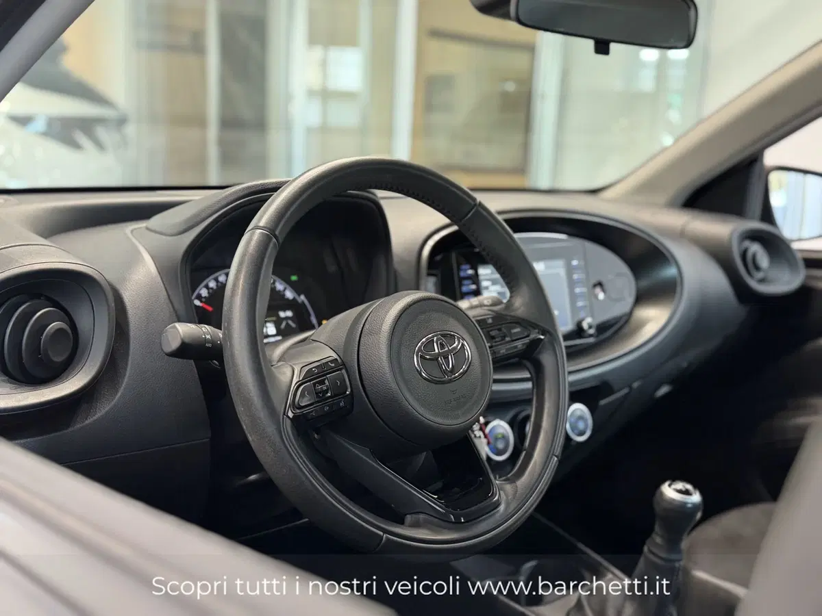 Toyota Aygo X usata a Brescia (8)