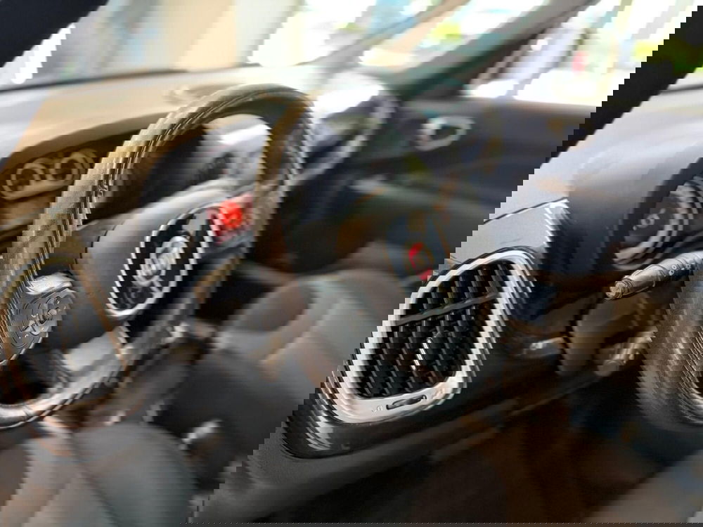 Fiat 500L usata a Napoli (11)