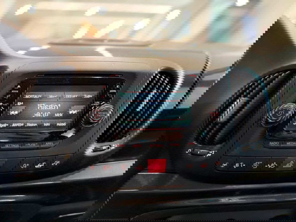 Fiat 500L usata a Napoli (14)